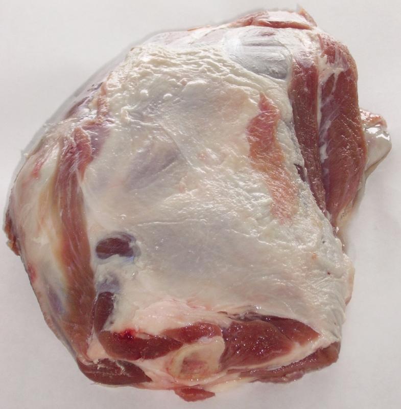 Photo d'épaule d'agneau, crue.