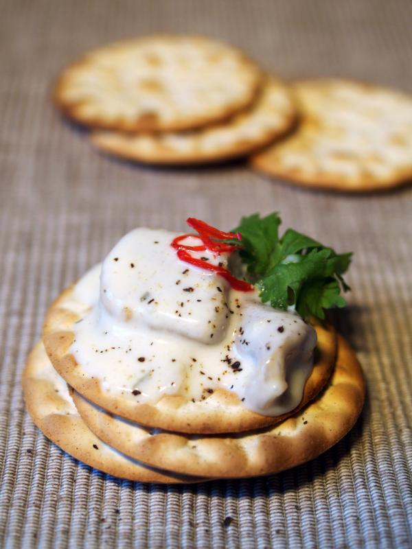 Biscuit apéritif soufflé, à base de maïs, sans cacahuète.