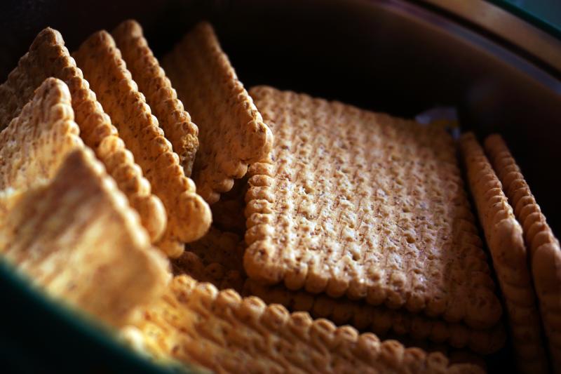 Photo de biscuits secs petit beurre.