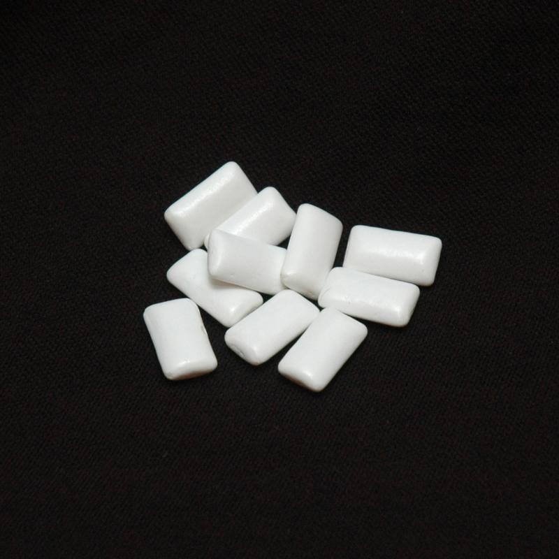 Photo de chewing-gum, teneur en sucre inconnue (aliment moyen).