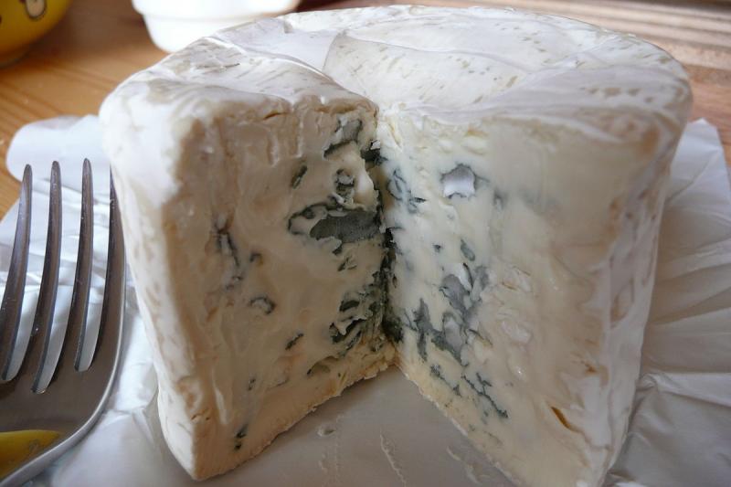 Fromage bleu de Bresse allegé environ 15% MG.