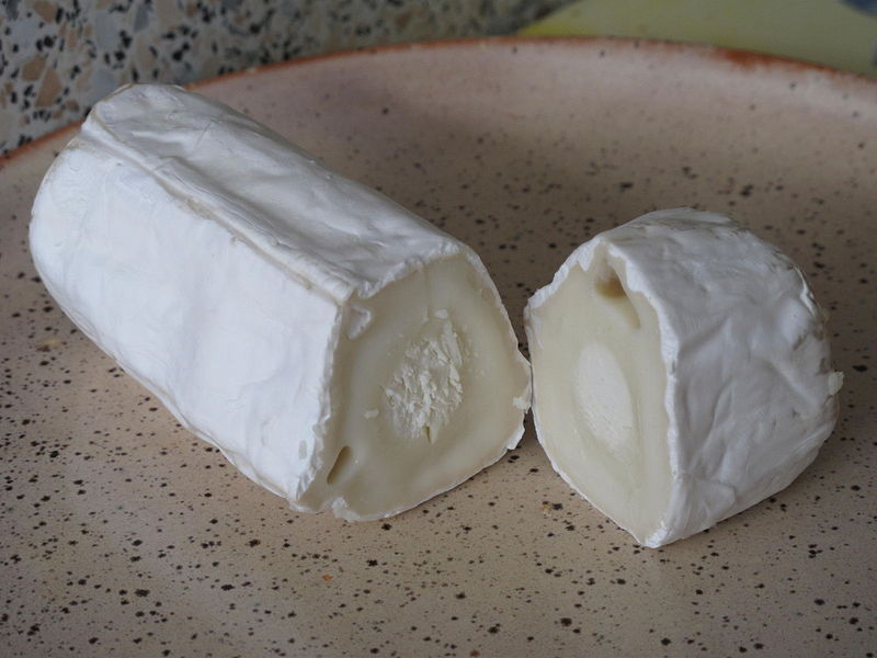 Photo de bûche de chèvre, au lait pasteurisé ou cru