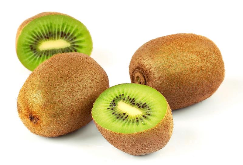 Kiwis, pulpes et graines, crus.