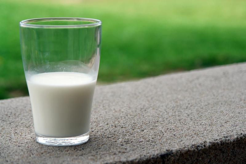 Lait de chèvre, demi-écrémé, UHT.