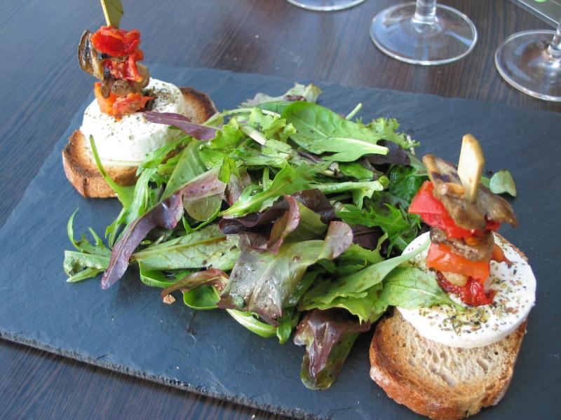 Mesclun ou salade, mélange de jeunes pousses.