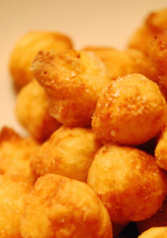 Photo de pommes de terre dauphine, cuites.