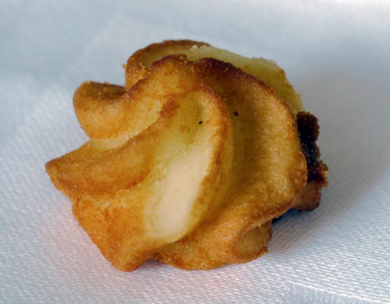 Pomme de terre duchesse, surgelée, cuite.