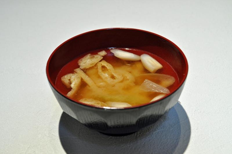 Soupe à l'oignon, déshydratée reconstituée.