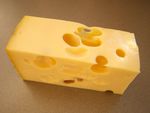  image de l'aliment Fromage à pâte ferme environ 27% MG type Maasdam