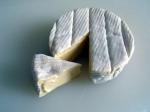  image de l'aliment Fromage rond à pâte molle et croûte fleurie environ 5% MG type camembert allégé en matière grasse