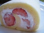  image de l'aliment Gâteau moelleux fourré aux fruits type mini-roulé ou mini-cake fourré