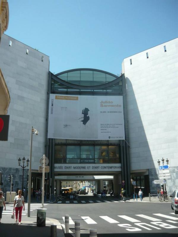 Musée d'Art Moderne et d'Art Contemporain.