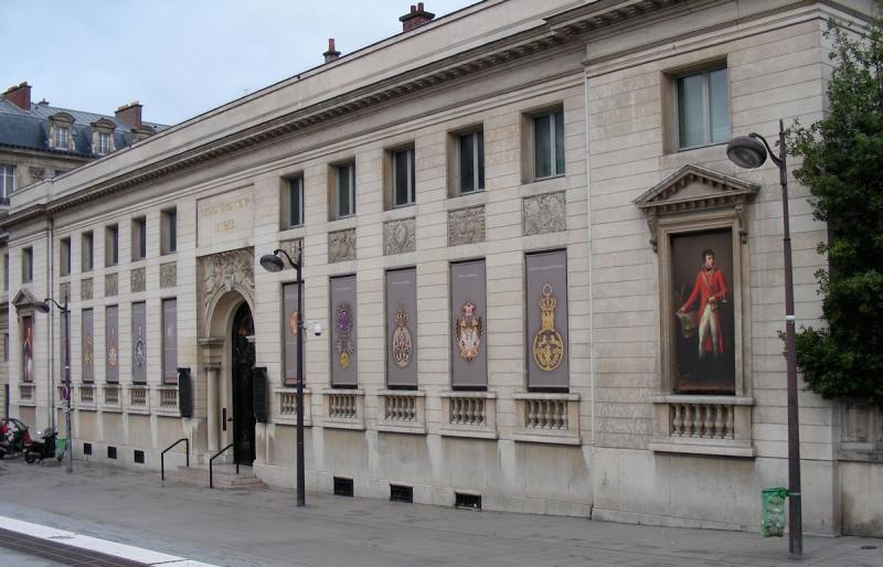 Musée National de la Légion d'Honneur et des Ordres de Chevalerie.
