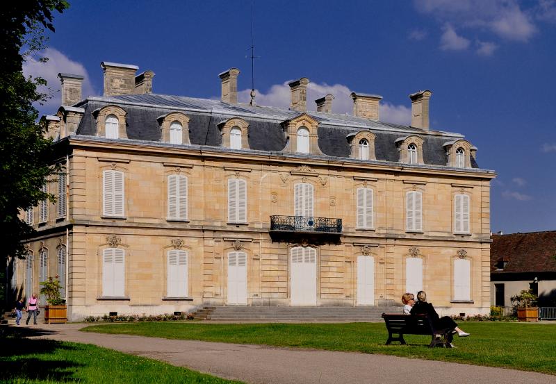 Musée National des Châteaux de Malmaison et de Bois-Préau.