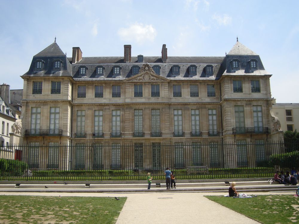 Façade arrière de l'Hôtel Salé accueillant le Musée Picasso, à Paris.