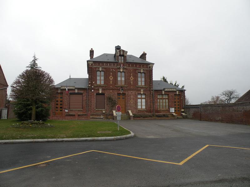 La Mairie Ecole d'Abbecourt.
