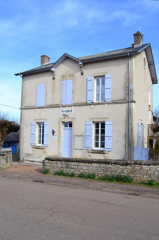       Mairie d'Achun. 