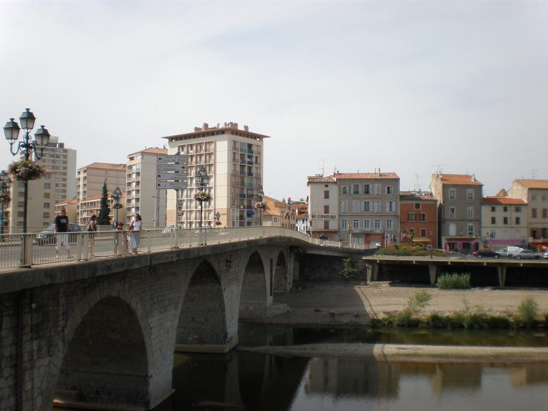 Photo du centre ville d'Alès, en région Occitanie.