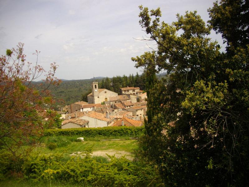 Ampus, un village perché typiquement provençal, dans le département du Var.