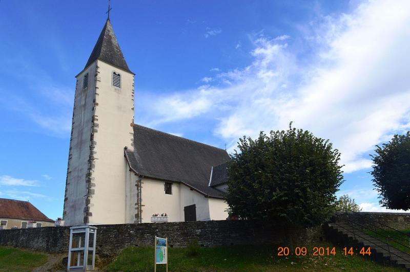 L'église d' Angous, dans le département des Pyrénées-Atlantiques.