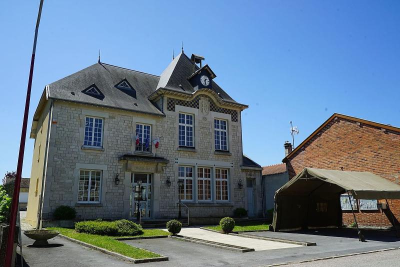Mairie de la commune d'Auve, dans le département de la Marne.