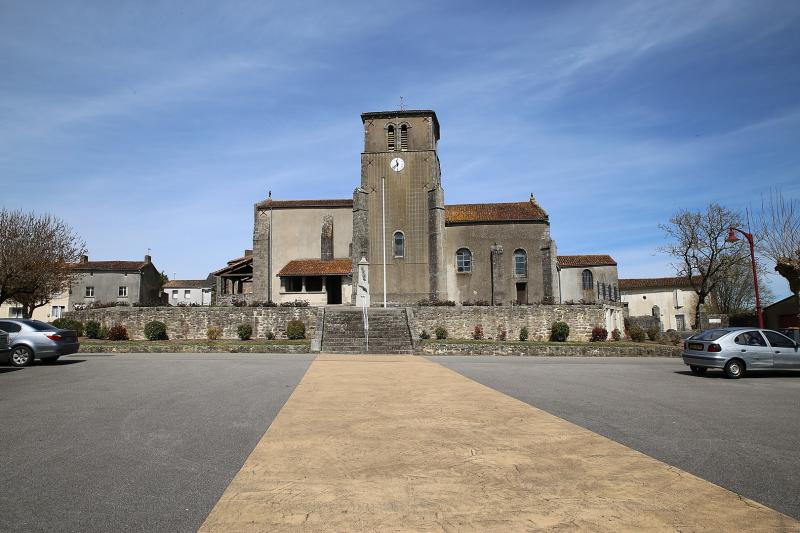  Eglise Saint-Hilaire.