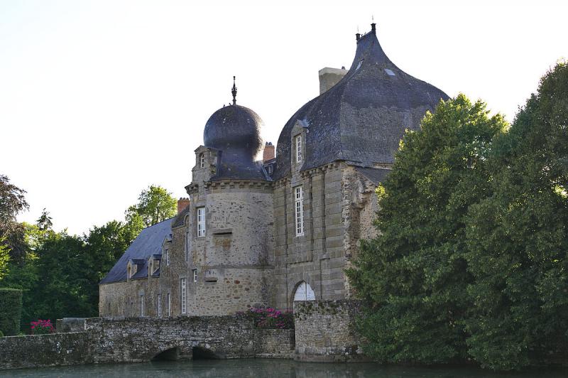 Château de Montesson à Bais, dans le département de la Mayenne.