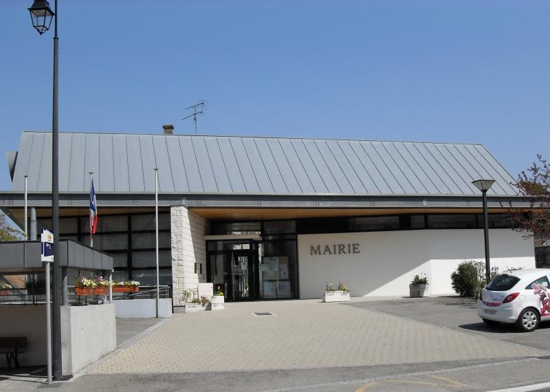  La mairie-école.