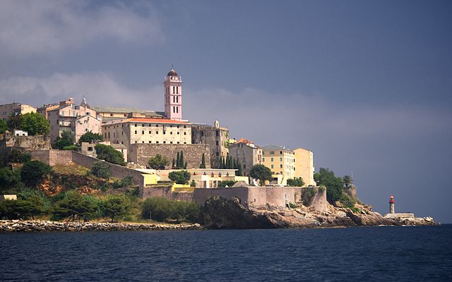 La citadelle de Bastia vue depuis le sud