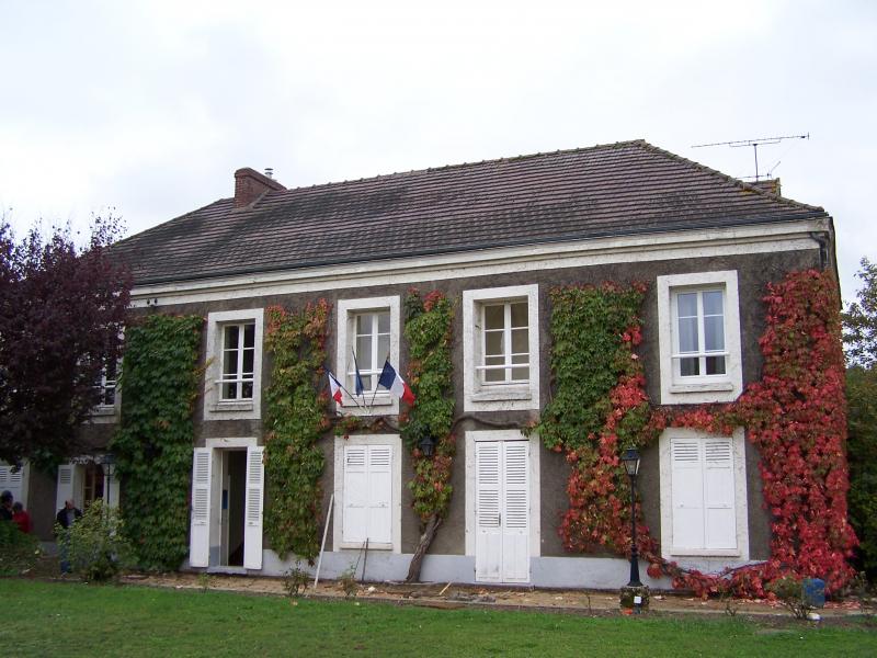 Mairie de Bazoches-sur-Guyonne.
