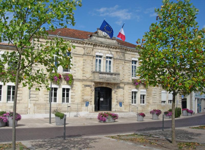 Photo de la mairie du Le Bouscat, en région Nouvelle-Aquitaine.