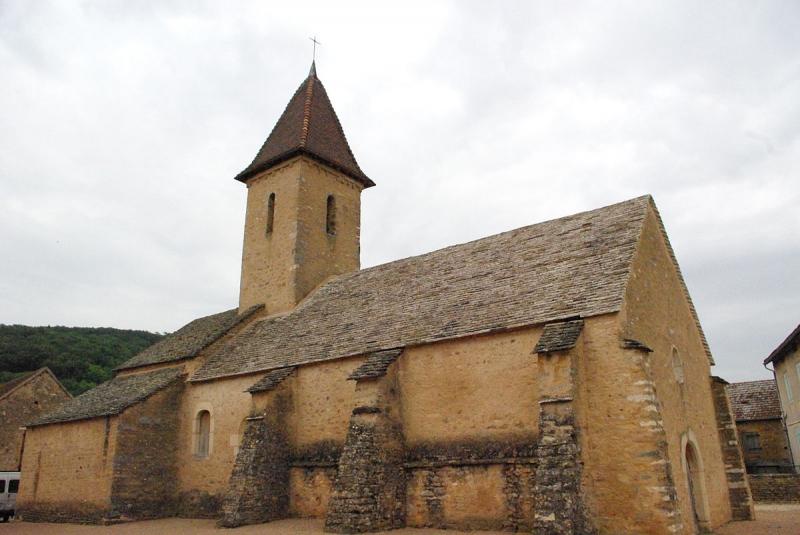 Église de la commune de Bray, dans le département de la Saône-et-Loire.