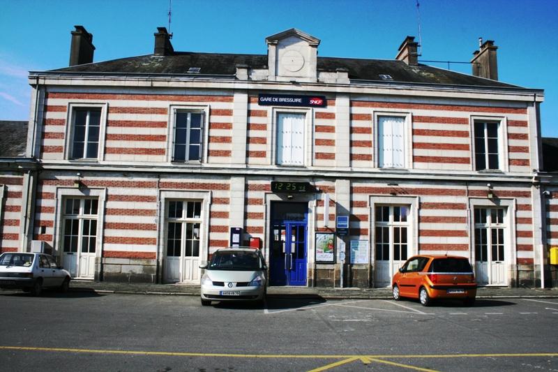Bressuire.