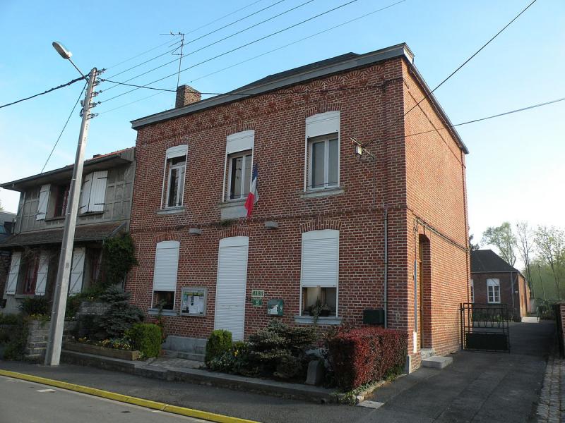 Un bâtiment d'architecture traditionnelle de la commune de Bry, dans le département du Nord.