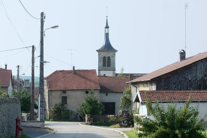 Vue de la commune de  Bult, dans le département des  Vosges.