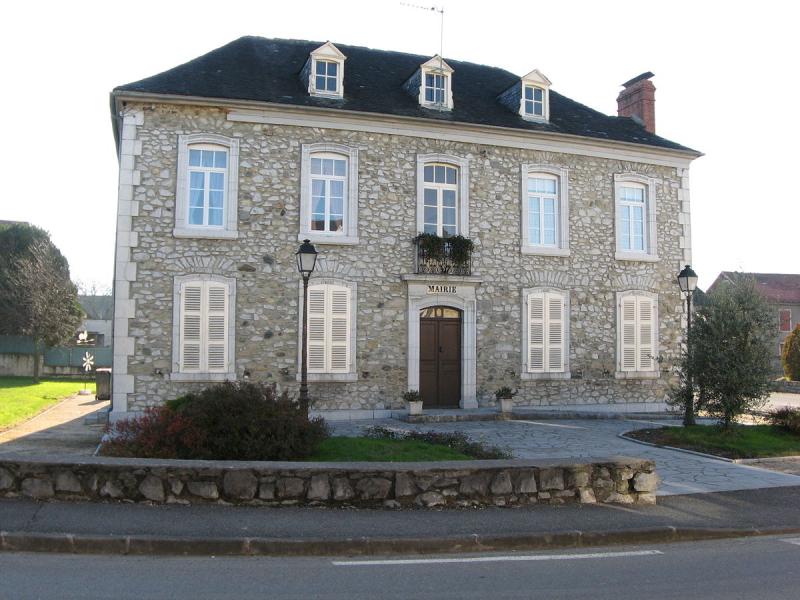 Mairie de Buzy, dans le département des Pyrénées-Atlantiques.