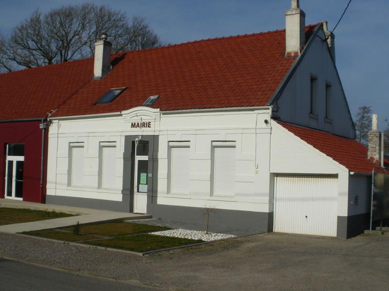 La mairie de Caffiers.