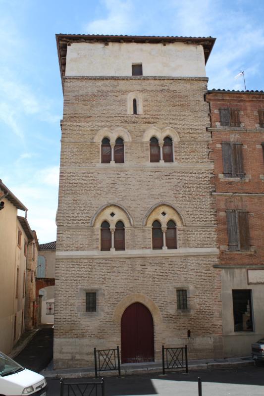 La tour d'Arlet.