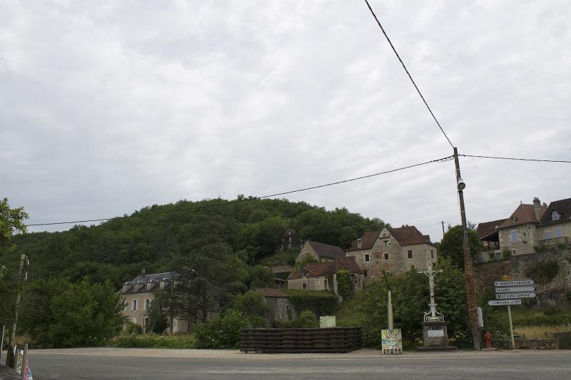 Cénevières.
