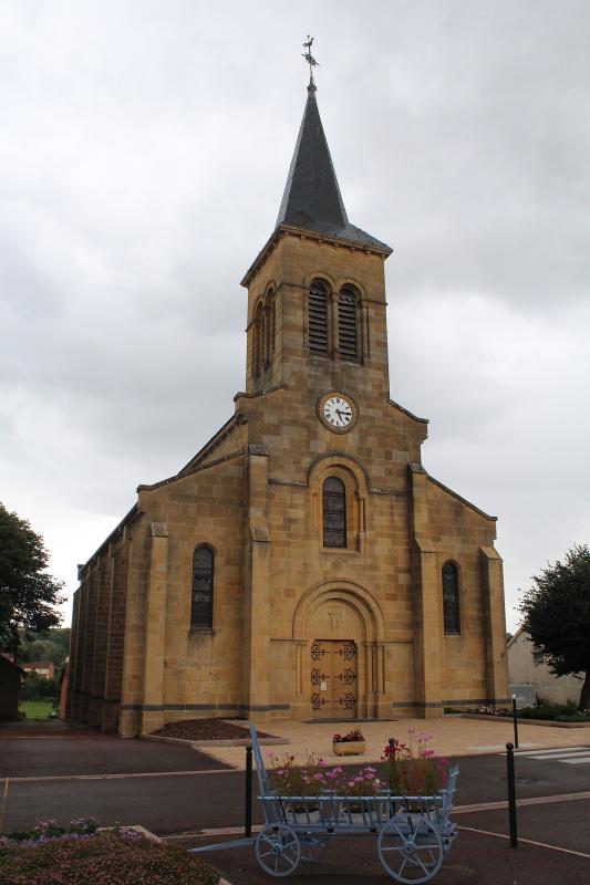 Église Saints-Pierre-et-Paul.