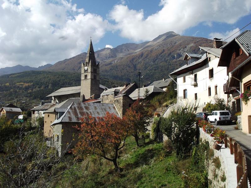 Châteauroux-les-Alpes.