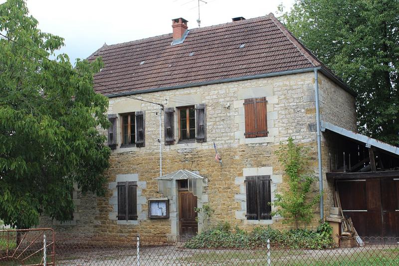 Mairie du Chateley, dans le département du Jura.