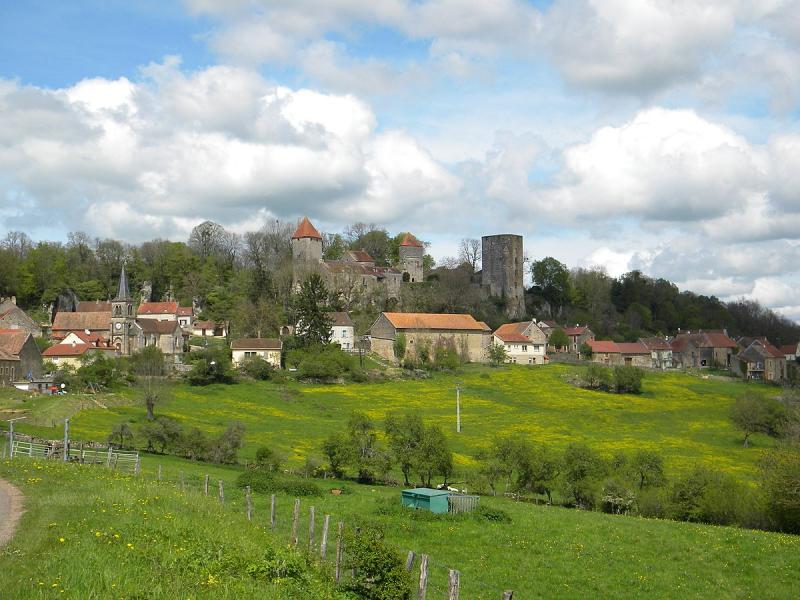  Vue générale de Chaudenay-le-Château.