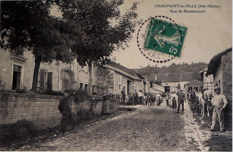 Chaumont-la-Ville, sur une vue du début du XXe siècle, dans le département de la Haute-Marne.