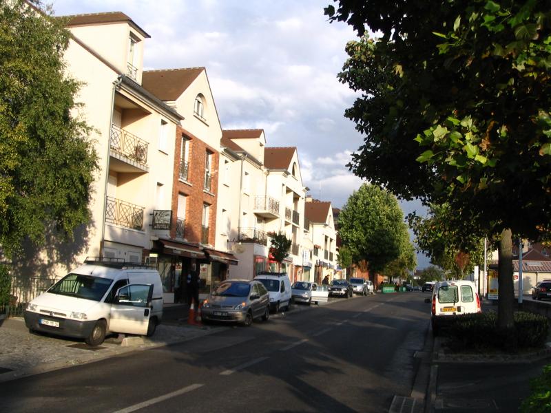 Une rue dans le centre de Chennevières-sur-Marne.