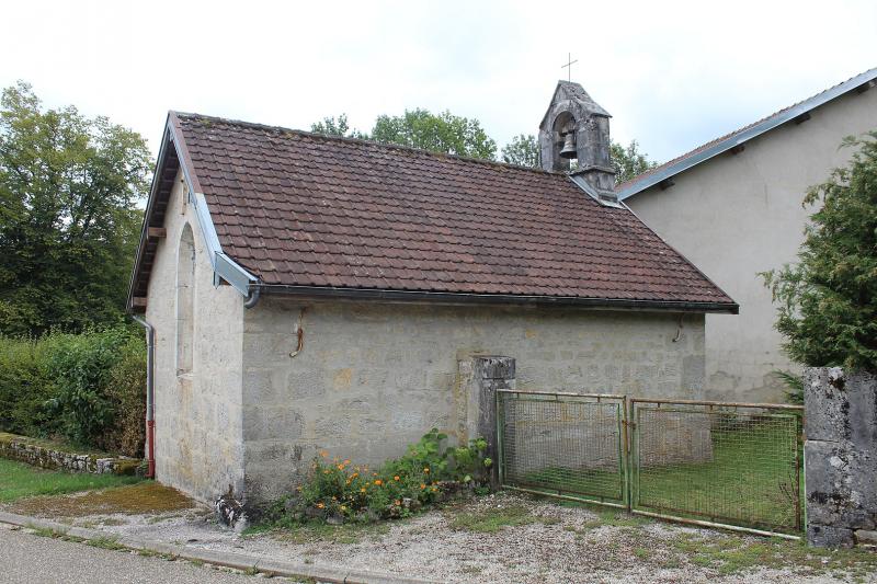  Église Saints-Jacques-et-Philippe.
