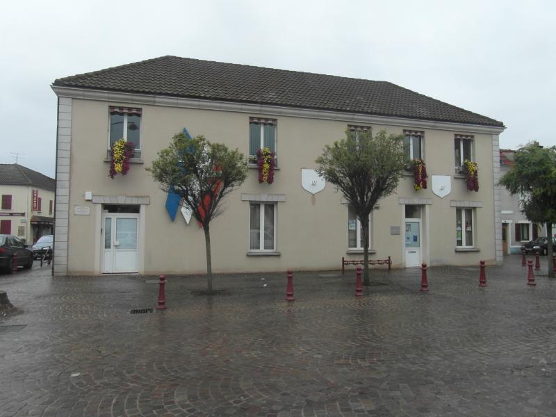 Photo de la mairie de Chevry-Cossigny, en région Île-de-France. 