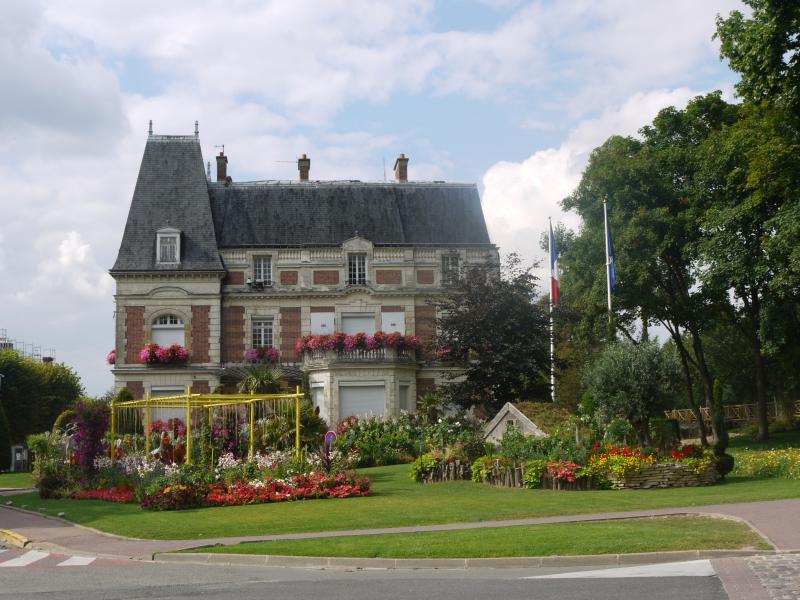Photo de la mairie de Claye-Souilly, en région Île-de-France. 