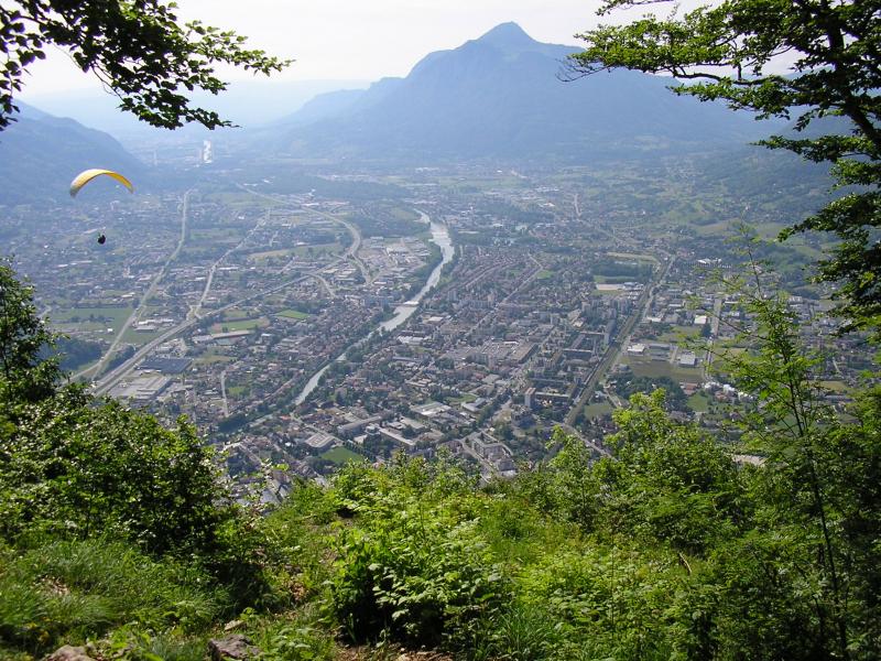Vue de Cluses depuis la pointe de Chevran