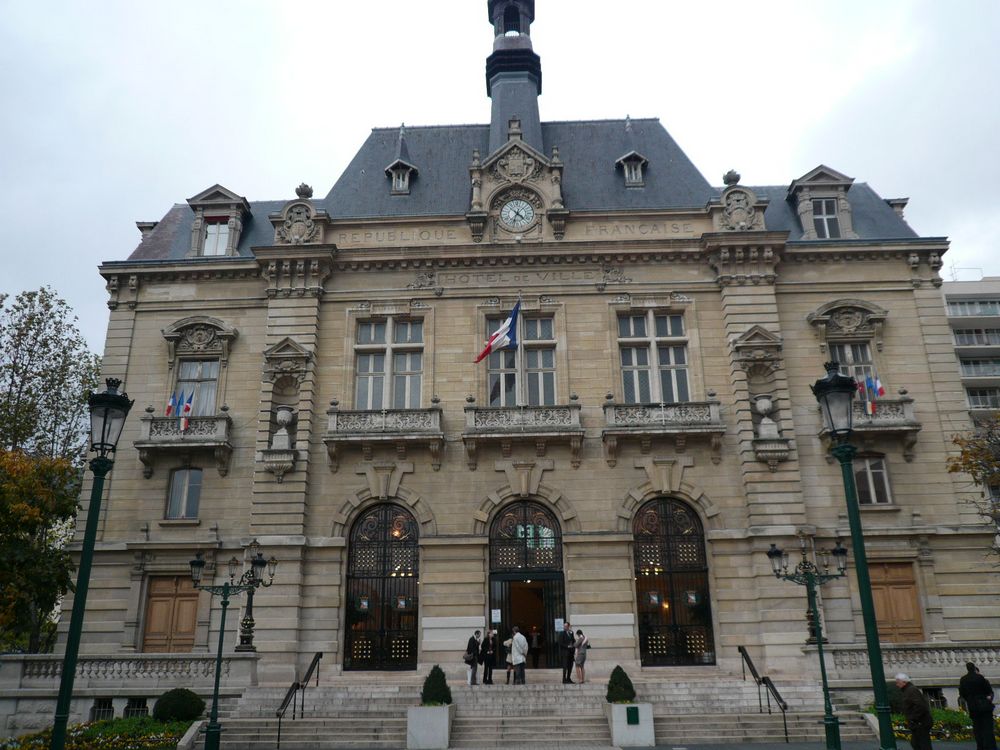 Façade de la mairie de Colombes.